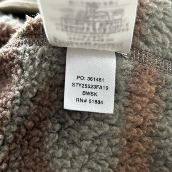 Patagonia Pullover Mens Large Green Camo Better Sweater 1/4 Zip Fleece - Picture 4 of 9